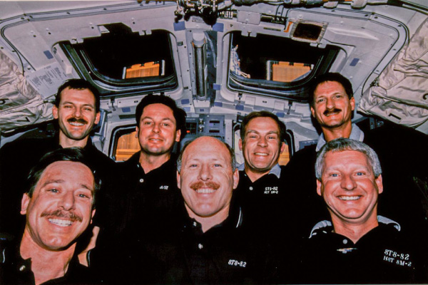 Hubble repair crew