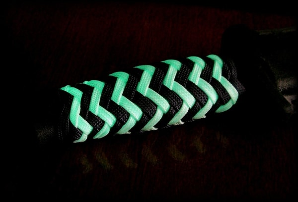 Things to Do with Neon and Glow Paracord - Paracord Planet