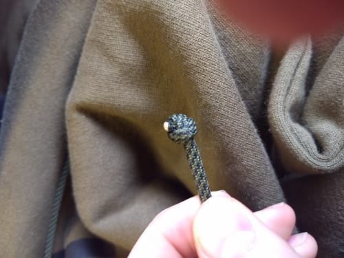 How to Replace Drawstrings on Hoodies and Sweatpants - Paracord Planet